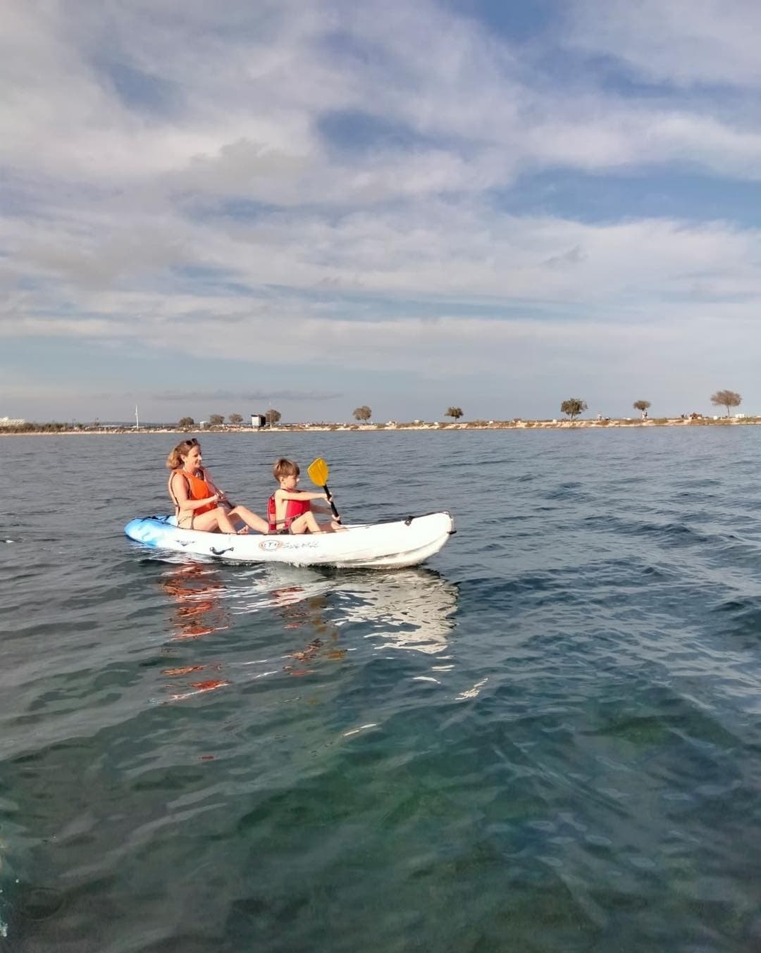 Paddle the Mar Menor: 1-Hour Kayak Rental in San Pedro del Pinatar photo 1