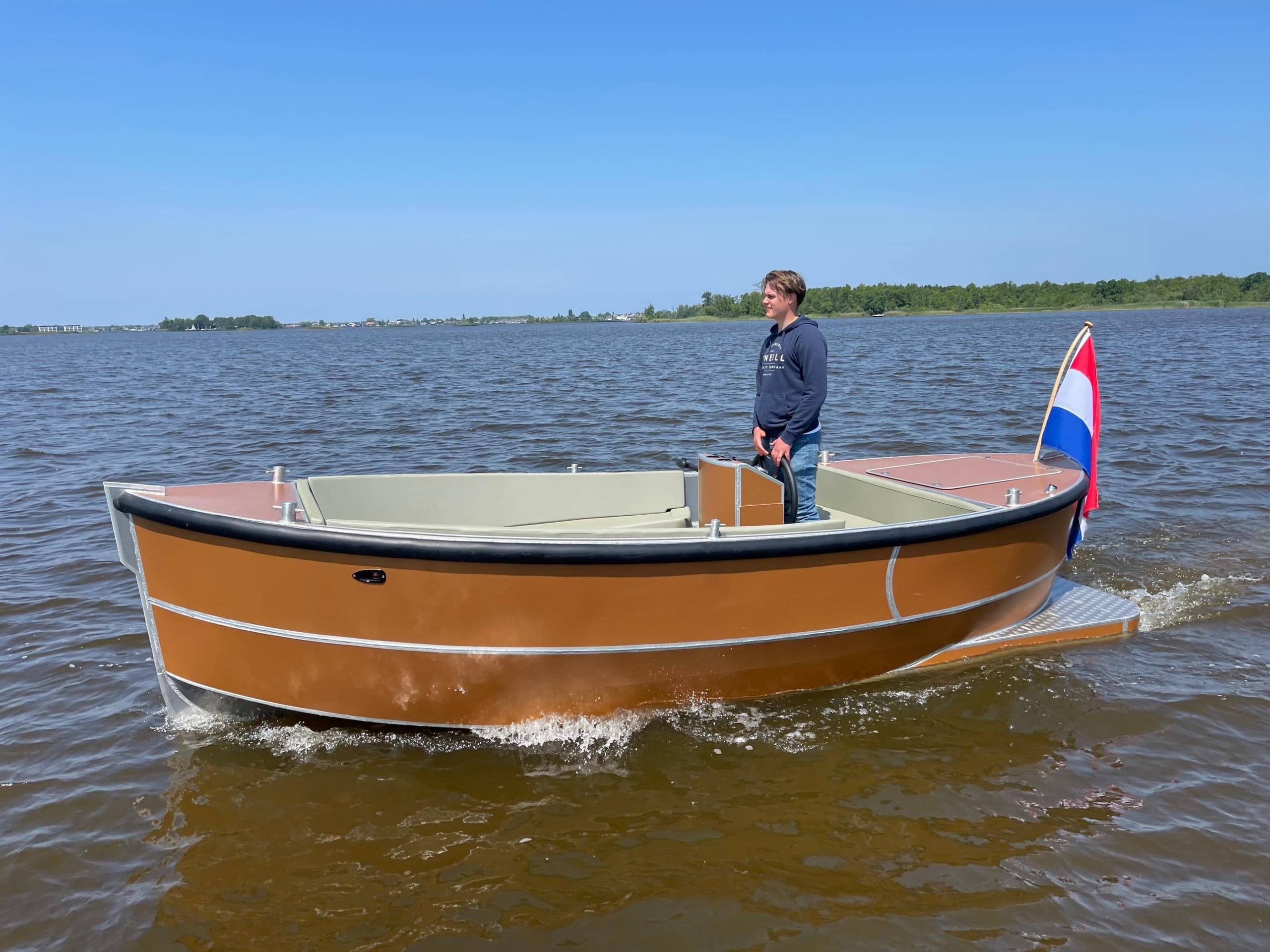 Water Activities with Navilex on Loosdrechtse Plassen