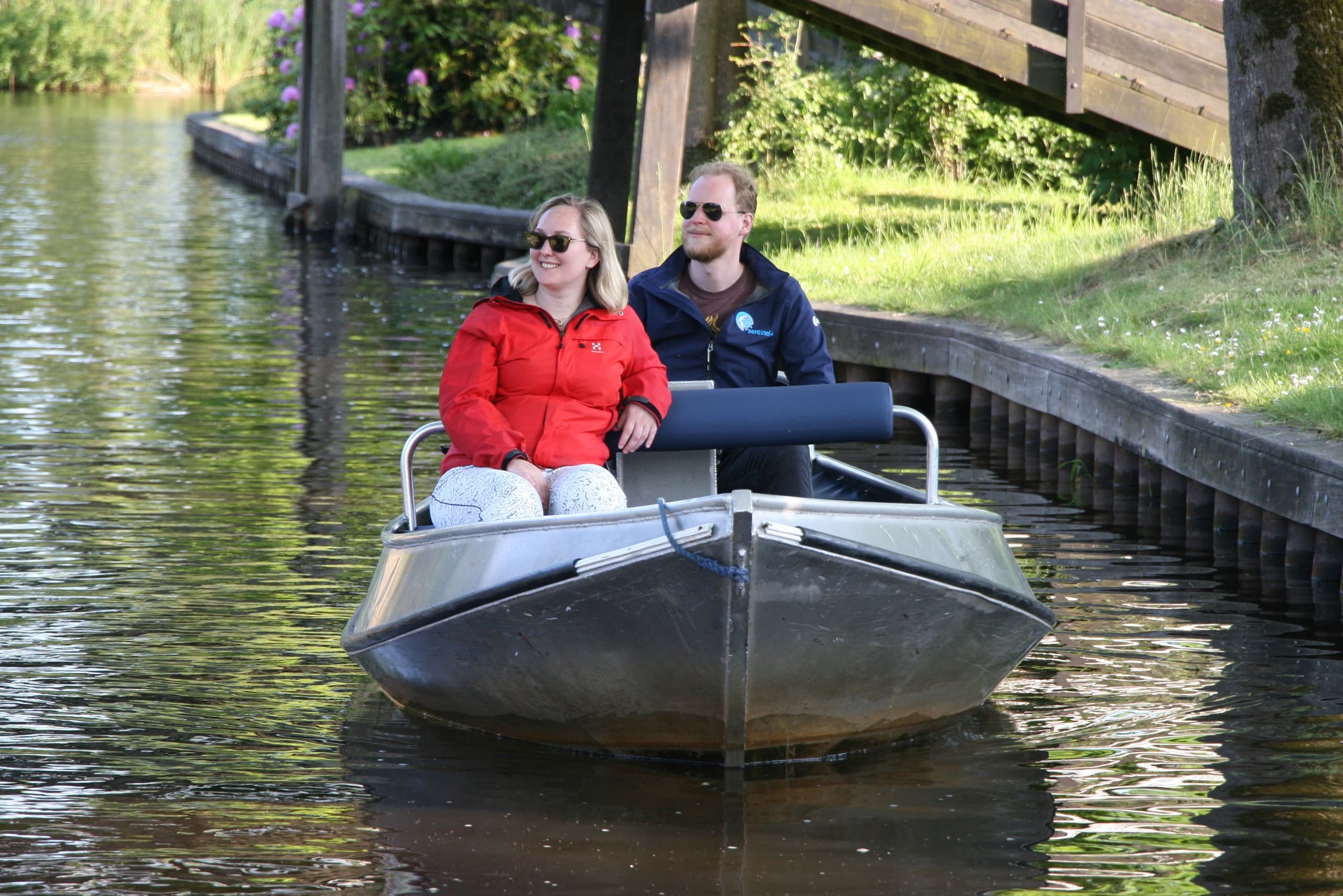 Water Activities: Discover Giethoorn with Hotel de Harmonie