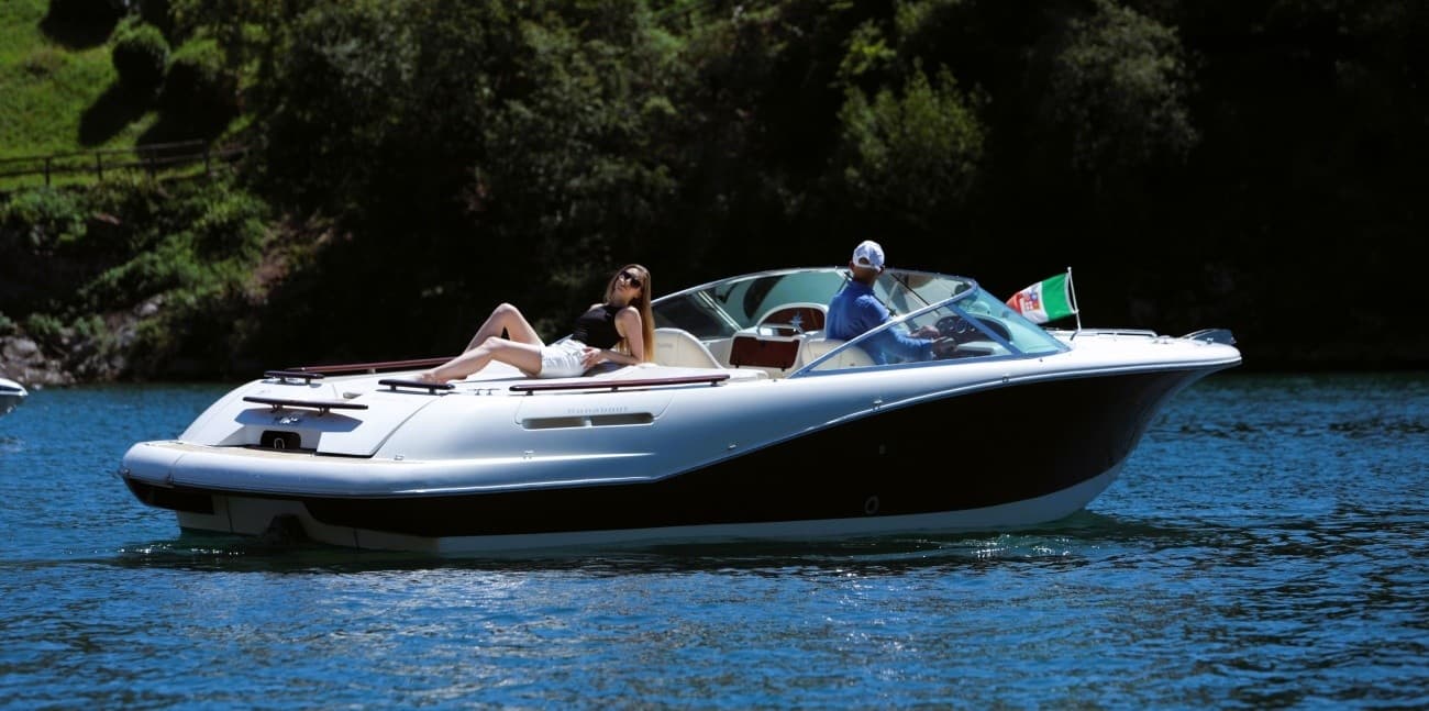 Private luxury boat tour on Lake Como — 4–8 hour Jeanneau Runabout experience
