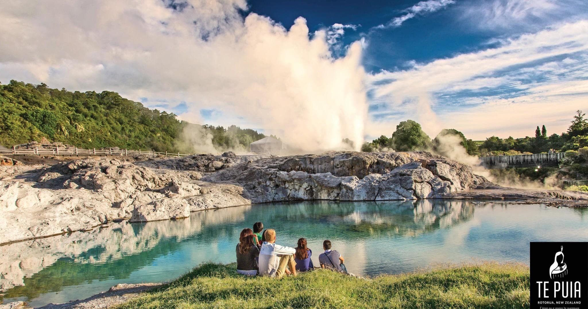 Maori Cultural Tour & Geyser Viewing in Rotorua