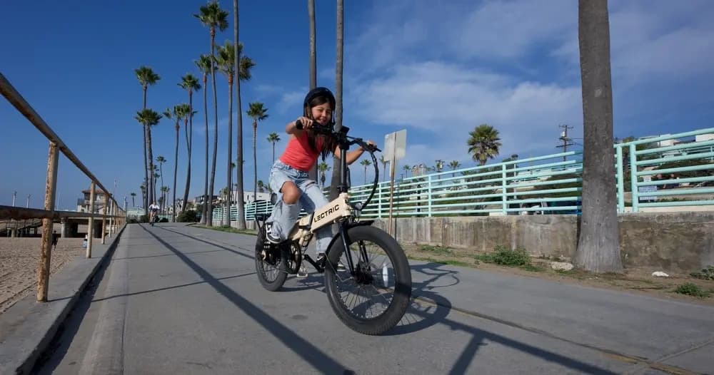 Coastal Cruising for Kids: Redondo Beach Kids/Teen E-Bike Rentals