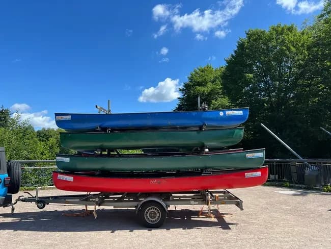 Hamburg 4er-KanuTrailer Rental — Self-Service Delivery & Pickup (kanuhelden)