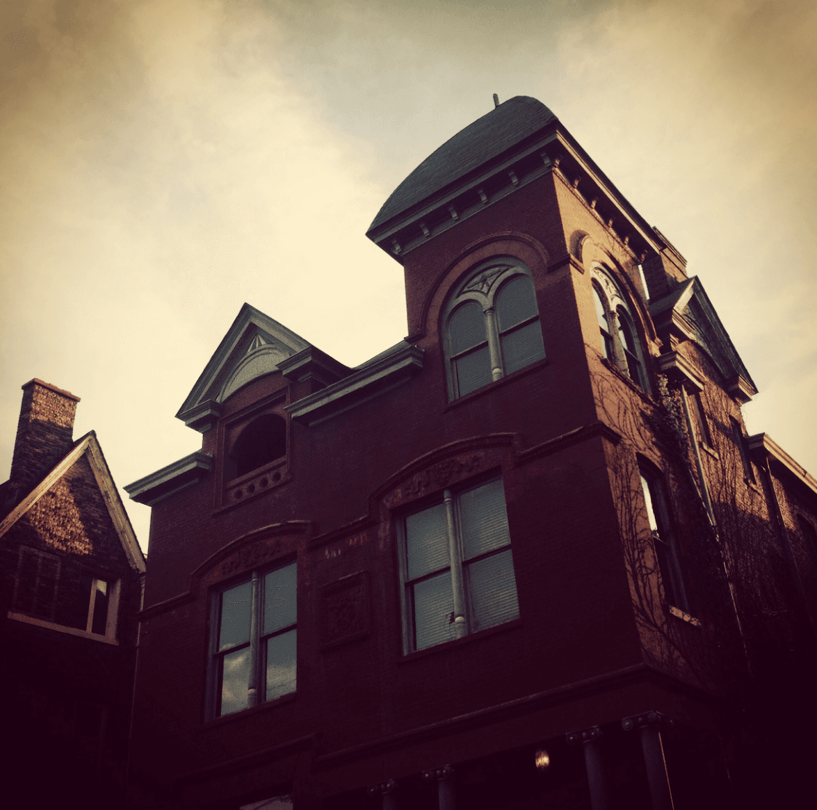Haunted History Walking Tour with Louisville Historic Tours