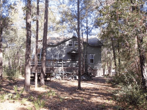 Charming Bagdad Cabin Stay in Milton, Florida