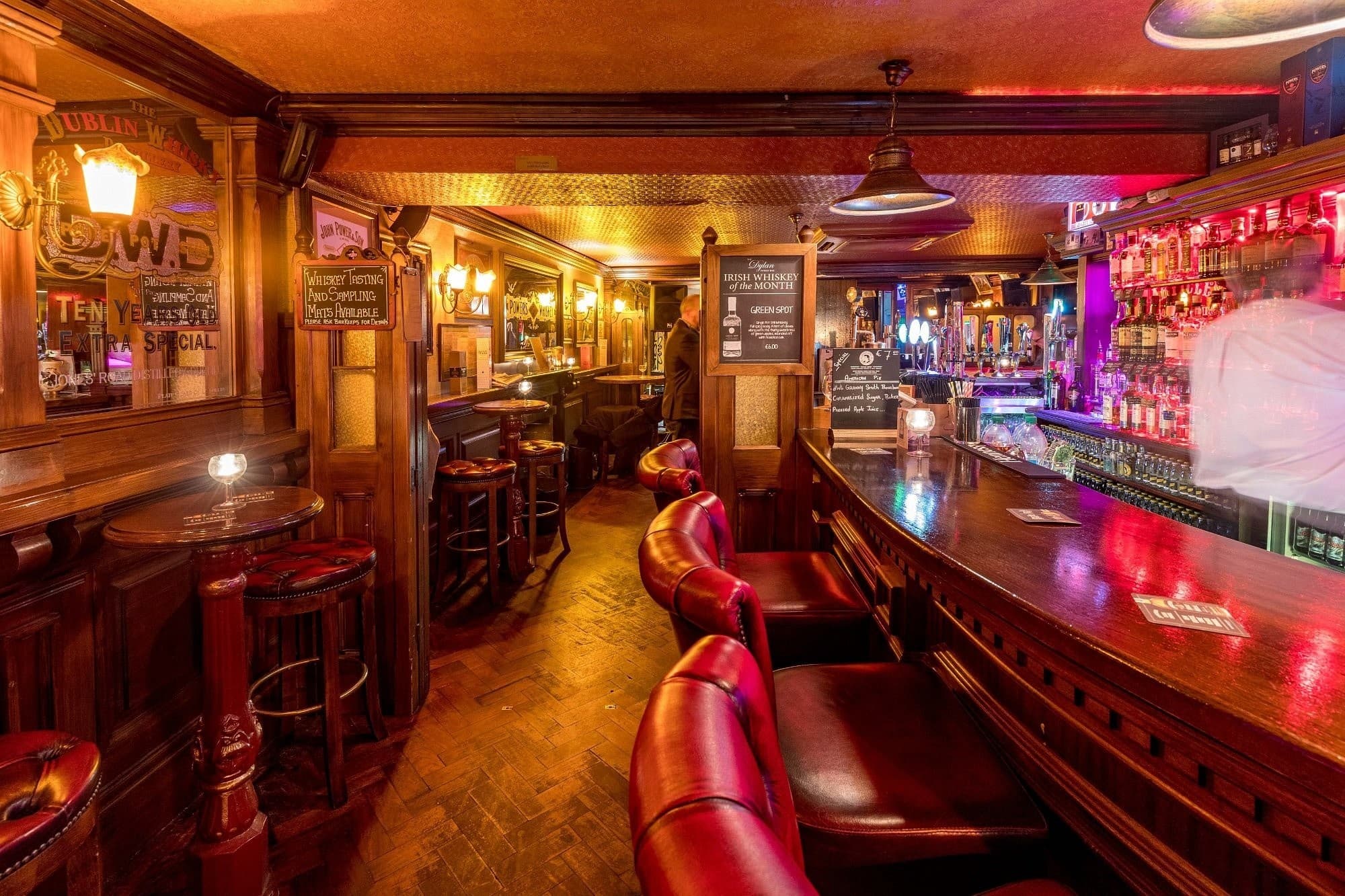 Inside The Dylan Whisky Bar: Kilkenny’s 90-Minute Whiskey Tasting Experience