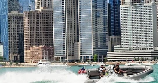 Boat Tours on Chicago’s Lake and River with Blackhawk