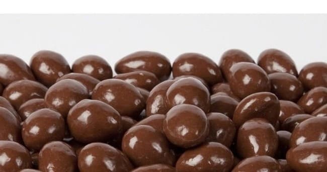 Chocolate Pretzel Pizza Workshop by Chocolate Works in Bellmore