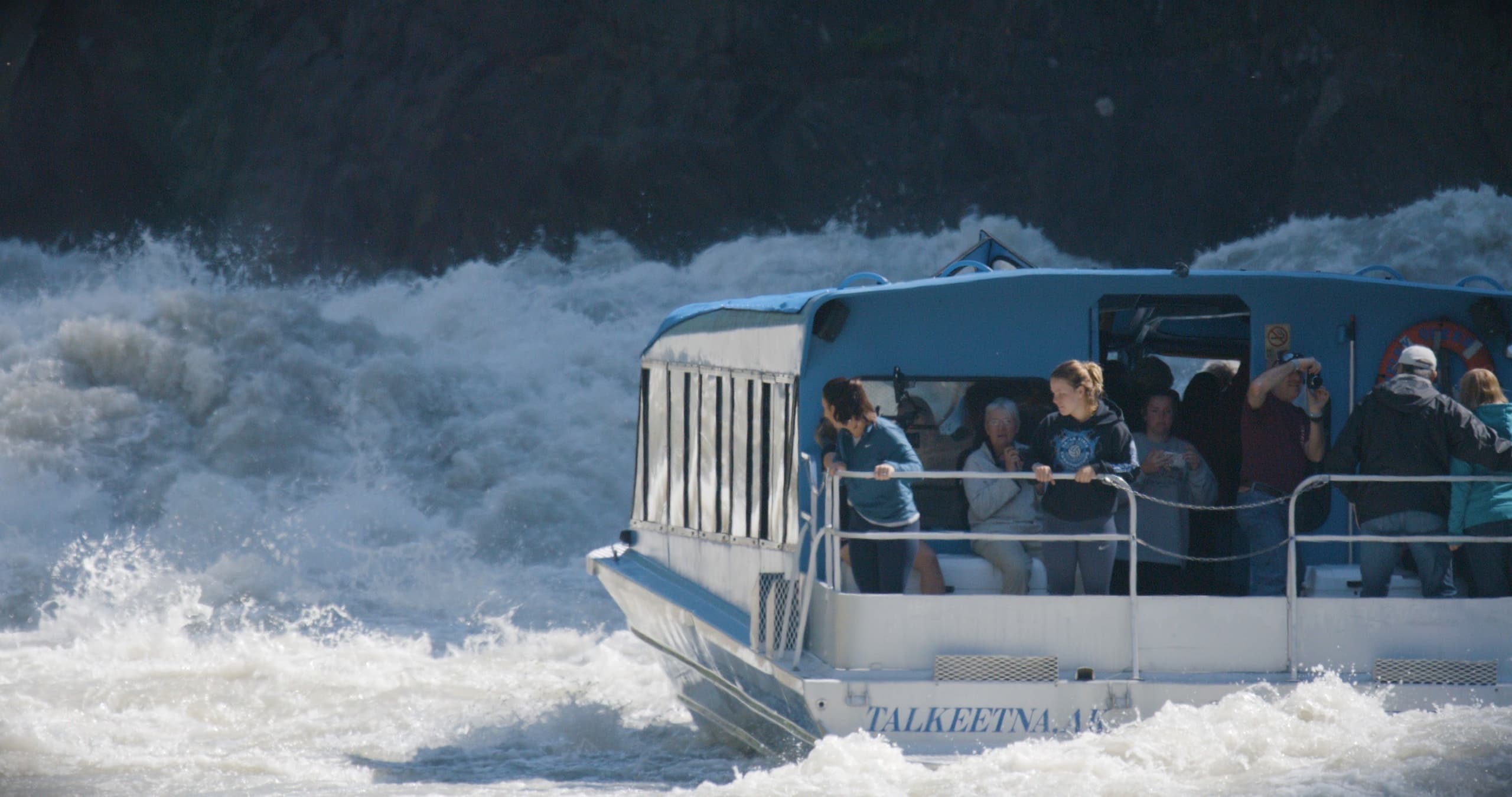 Water Activities: Devil's Canyon Adventure by Mahay's Jetboat Adventures