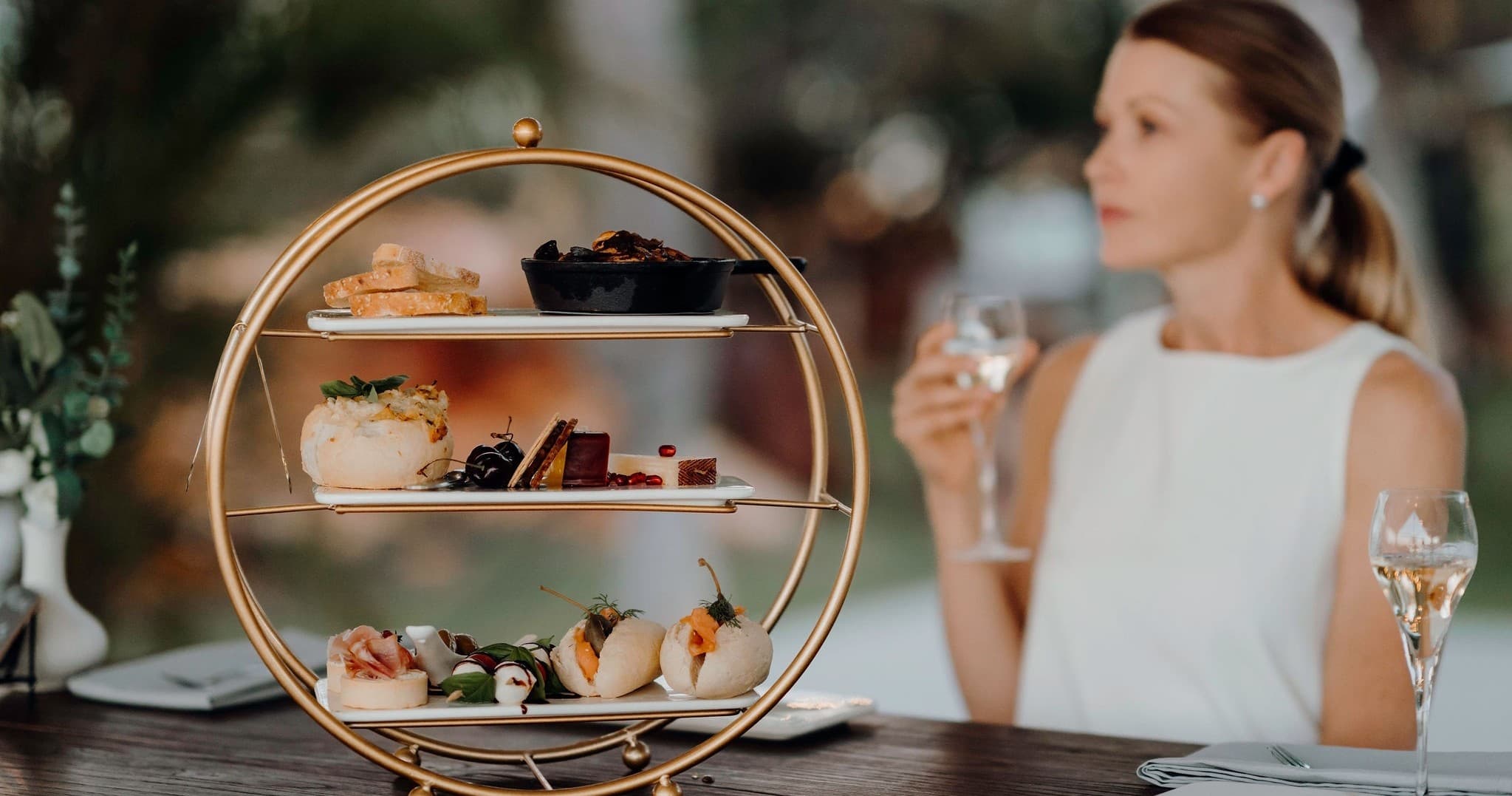 Boab and Myrtle Chandon High Tea: Kimberley High Tea on Roebuck Bay