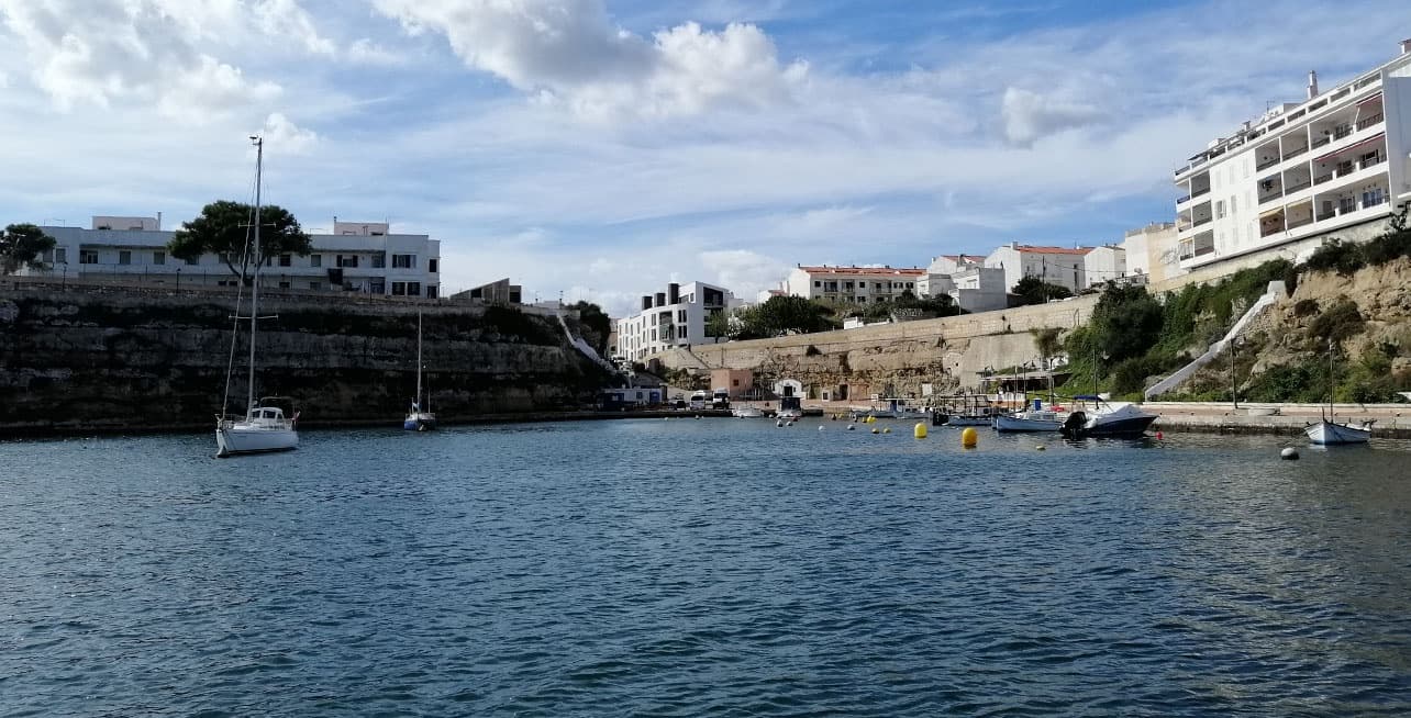 Sunset Water Taxi to Cala Corb: Mahón Harbor Transfer to Es Castell photo 1