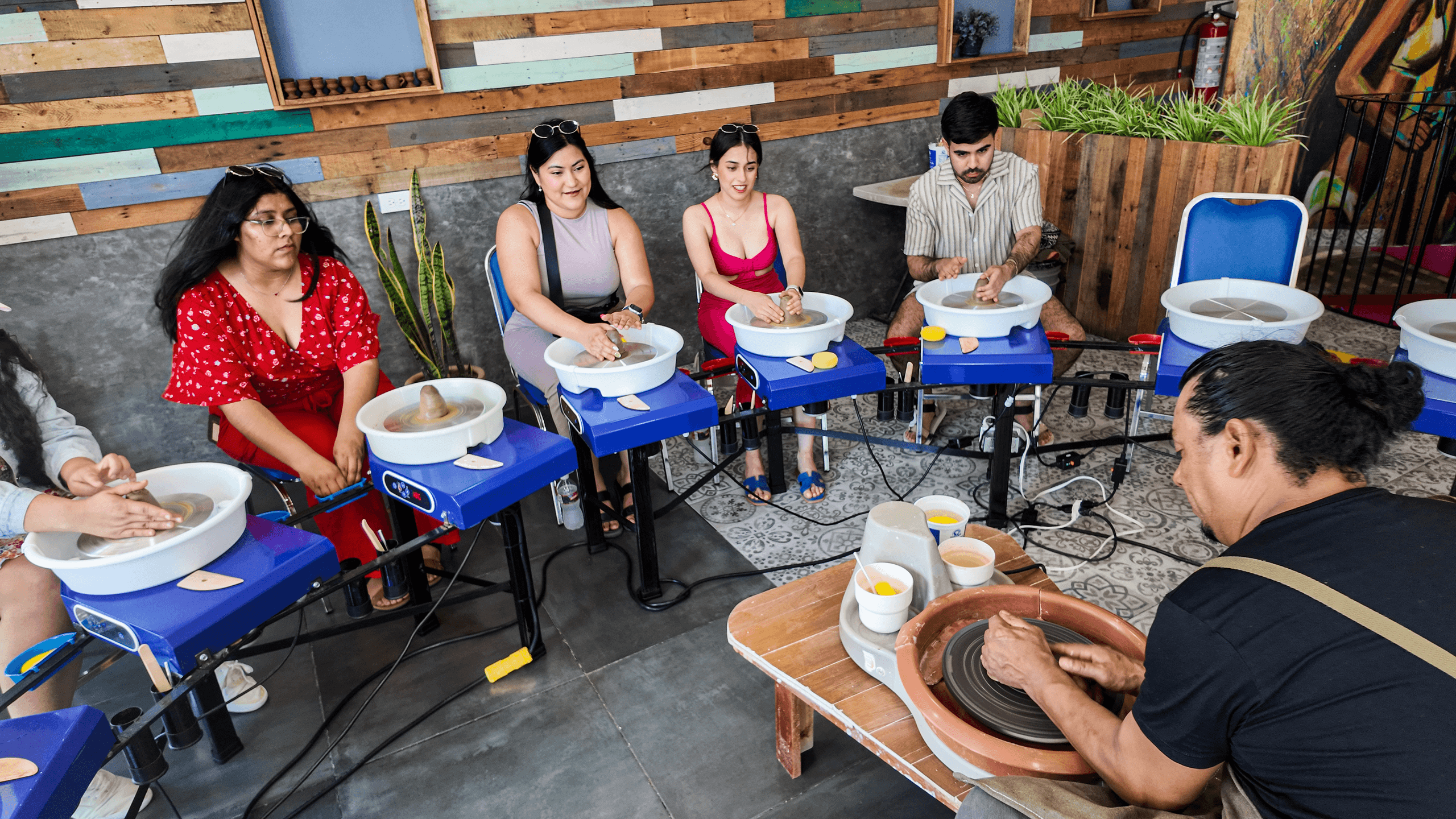 Moldeando y Degustando Tour: Hands-On Clay Art and Artisanal Tequila Tasting in Cabo San Lucas