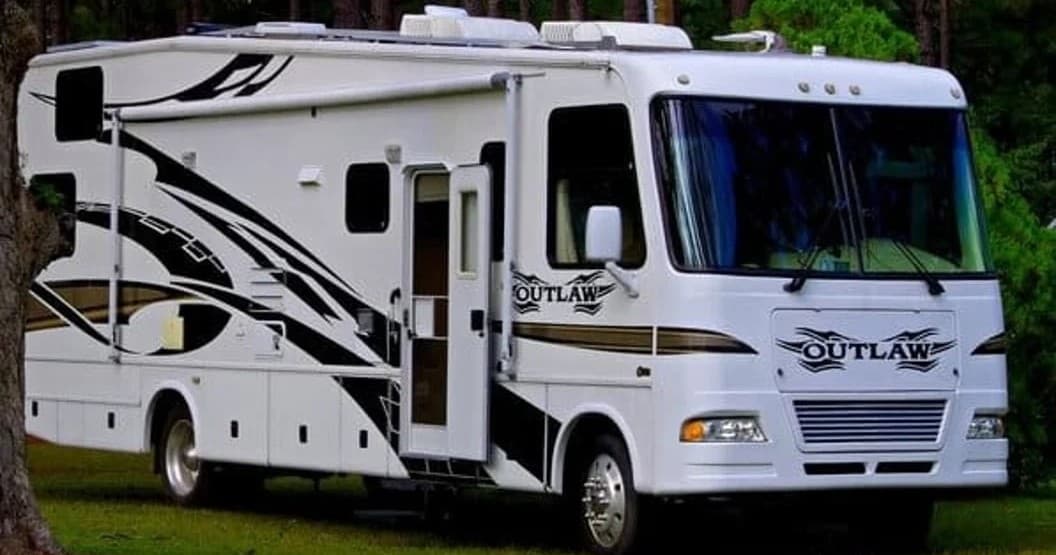Family RV Camping at Eagle Bluff Resort in Tahlequah