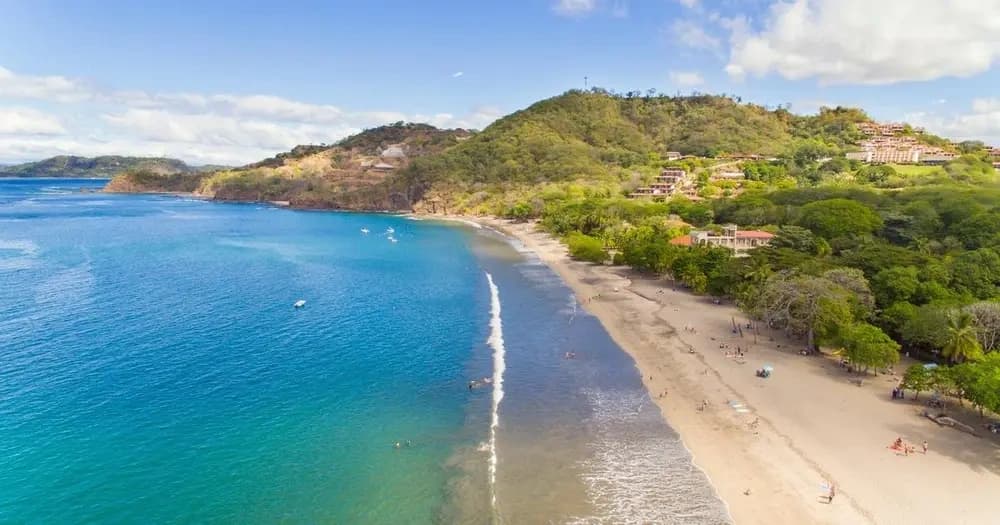 Costa Rica Dive Trip: Playa Hermosa Pinnacles & Arenal Volcano Adventure photo 2