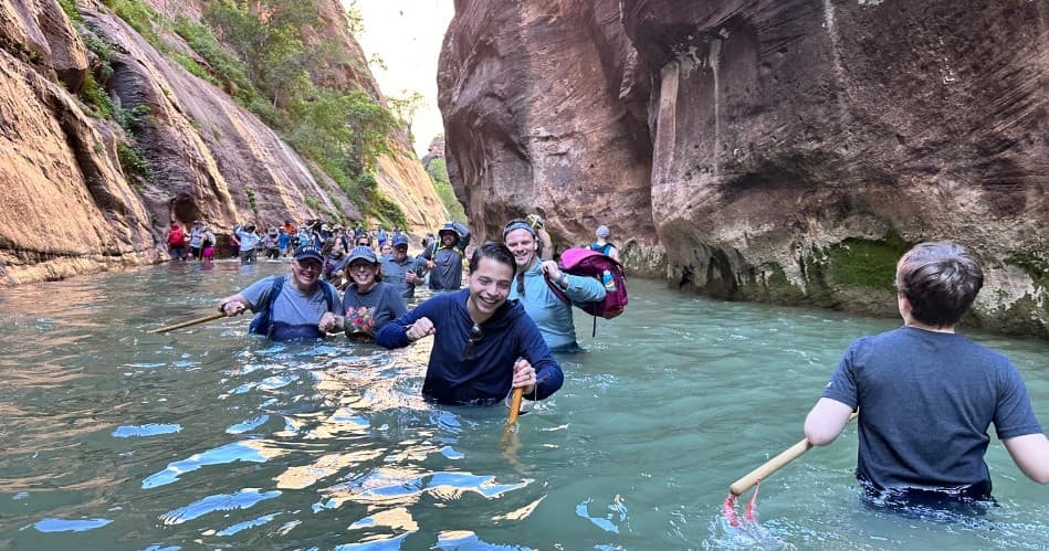 Explore Utah’s Narrows: Ultimate Slot Canyon Adventure in Zion National Park