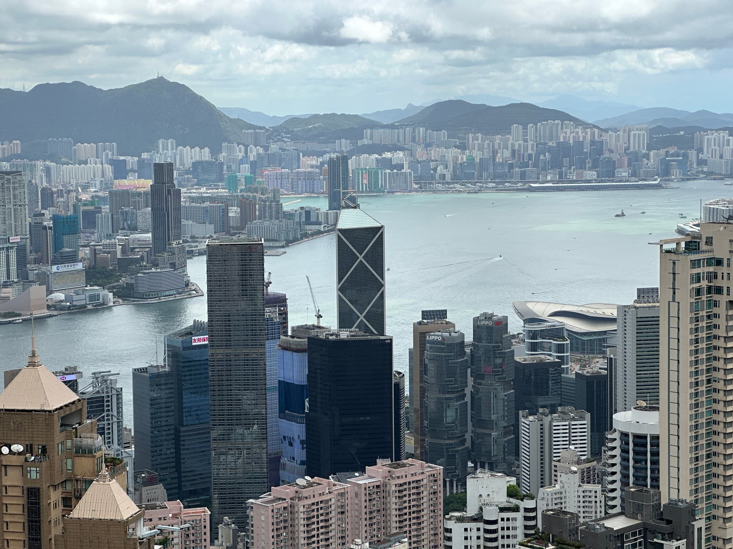Half-Day Hong Kong Highlights: Victoria Peak & Big Buddha Private Tour photo 3