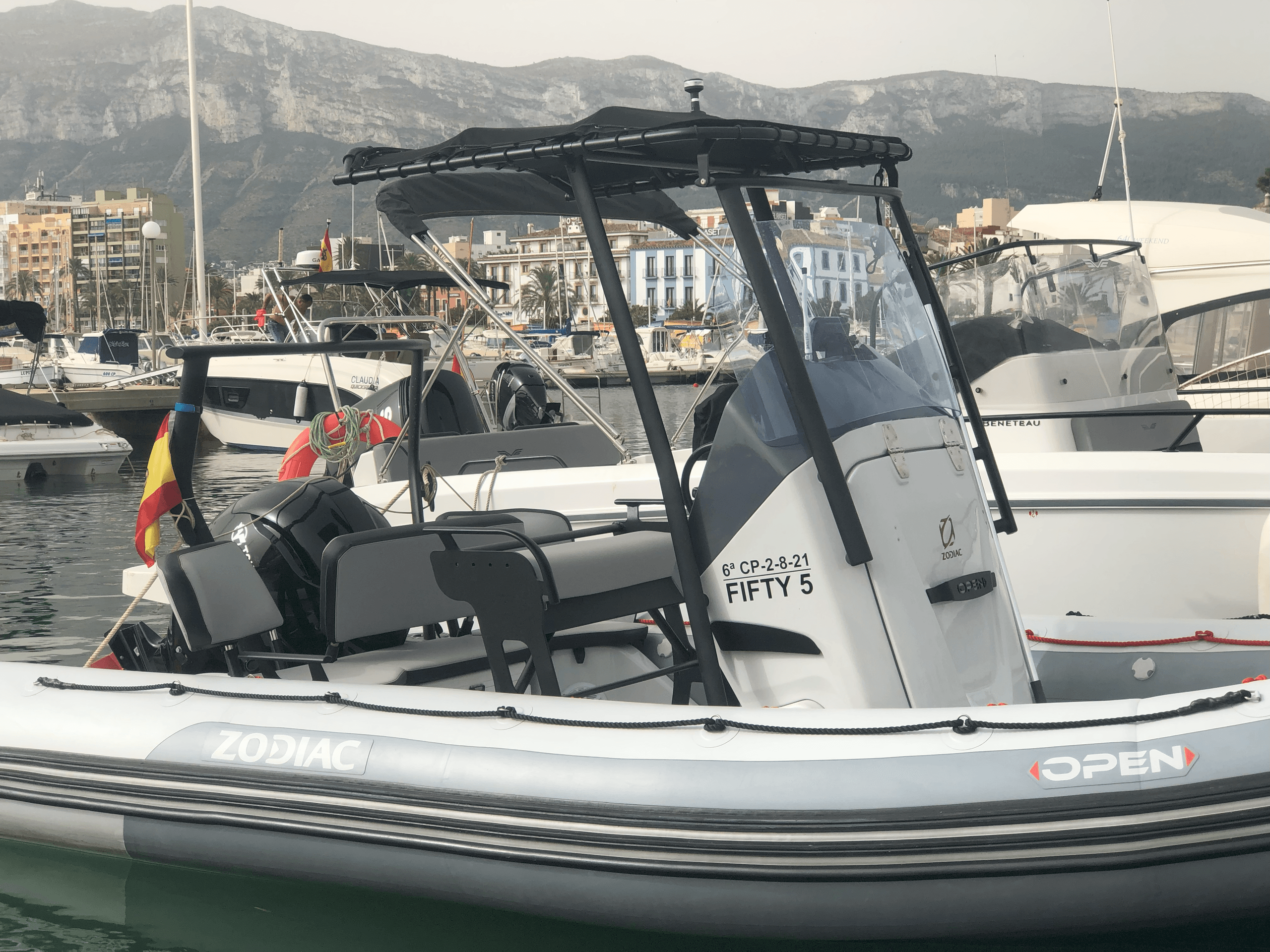 Water Activities: RYA Powerboat Course at The Boat School Denia