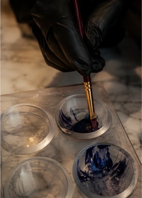Hand-Painting Chocolate Bon Bons: London Masterclass for Edible Art
