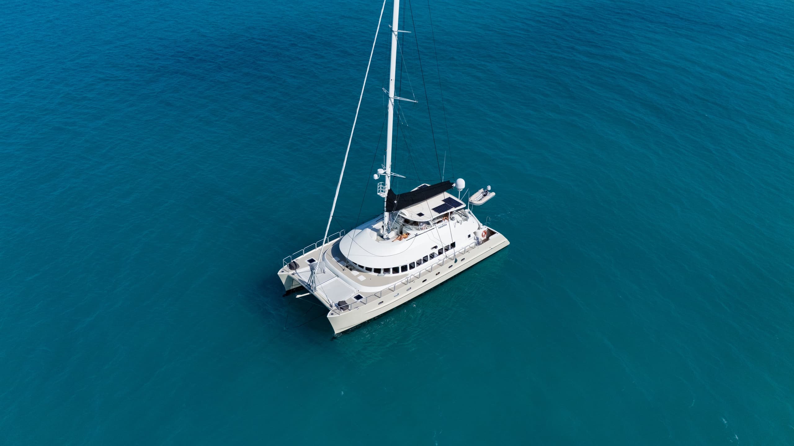 Private Sailing from Hamilton Island: Whitsundays Charters to Whitehaven & Reefs