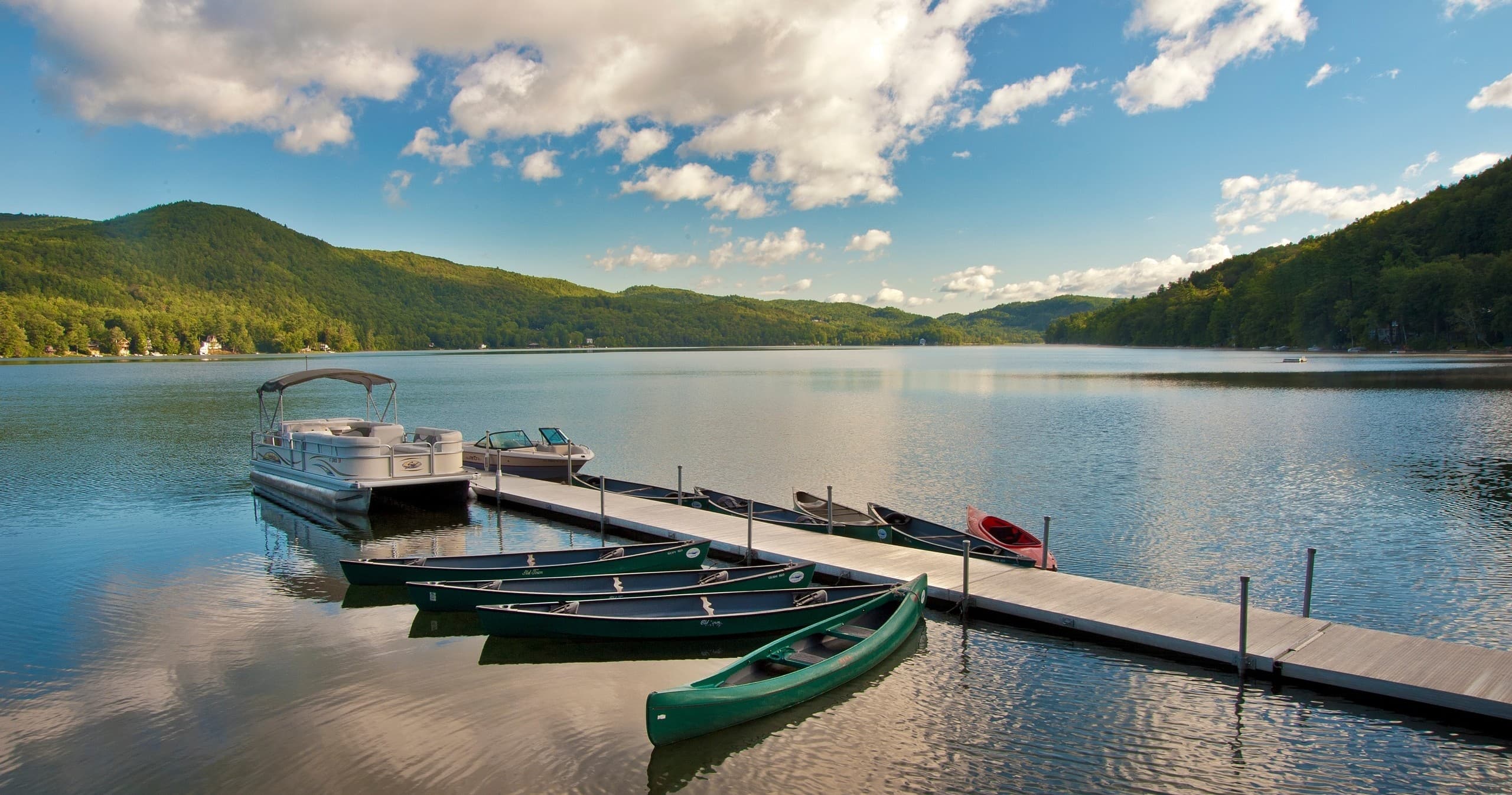 Pontoon Boat Tour on Lake Morey in Fairlee, Vermont