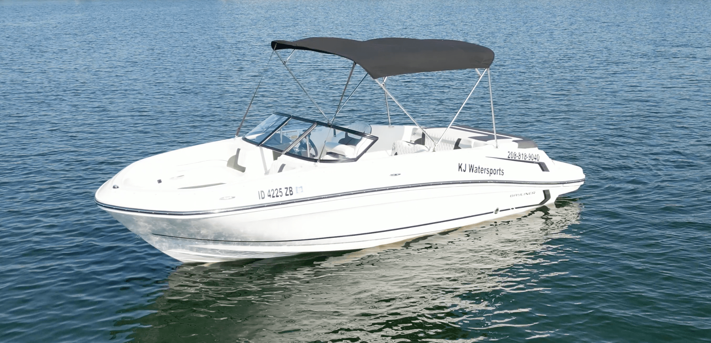 Cruise Lake Coeur d'Alene on a Bayliner VR5 Rental