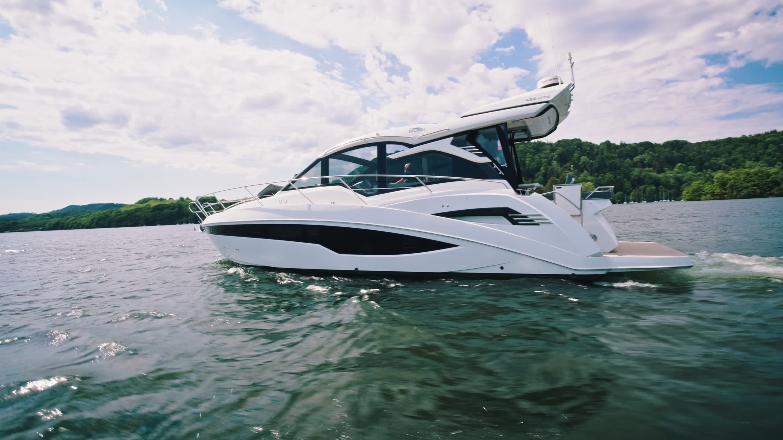 Full Lake Experience: Private 4-Hour Cruise on Lake Windermere