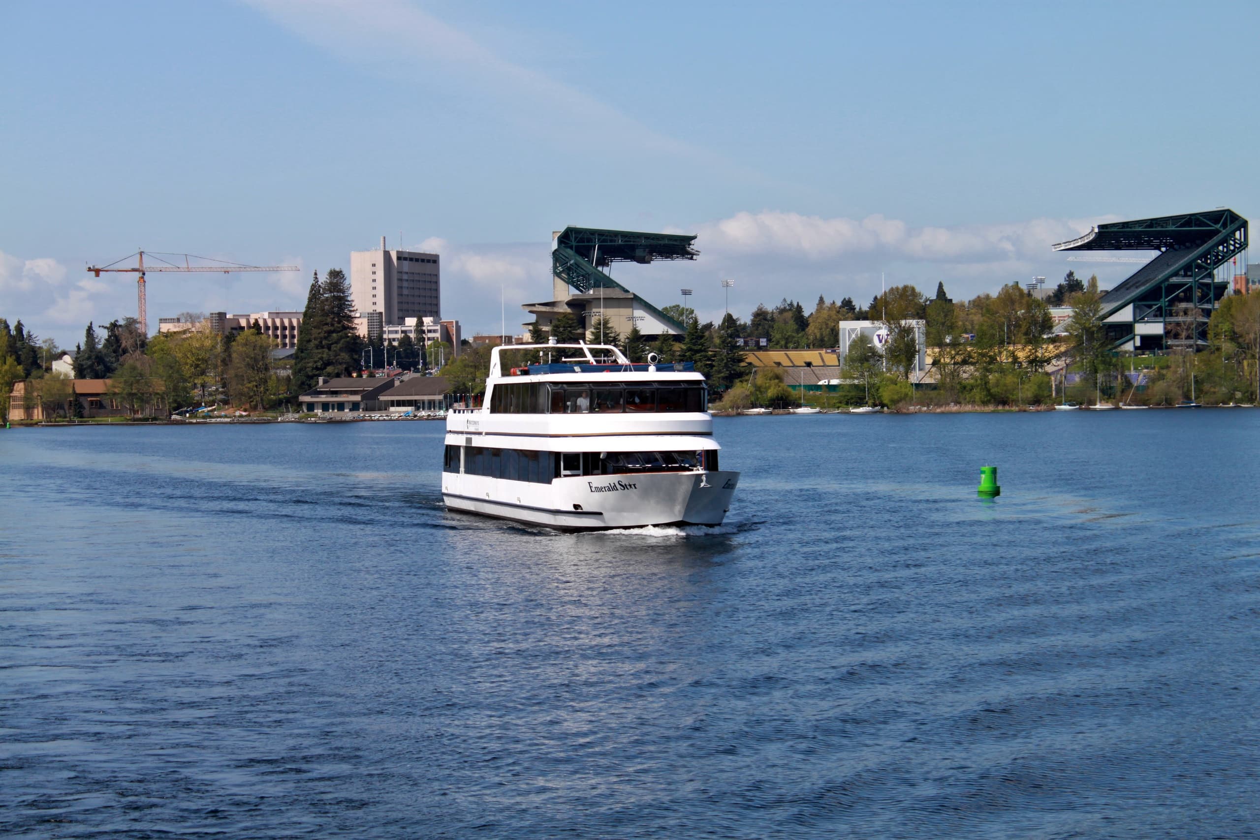 Seattle Sailgating Cruise: Blue Angels, BBQ & Skyline Views on Lake Union