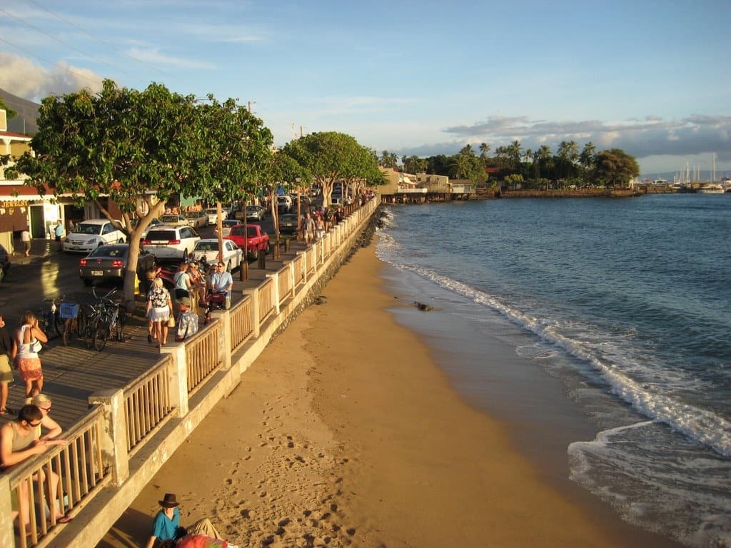 Explore Lahaina: Historic E-Bike Tour & Front Street Fun