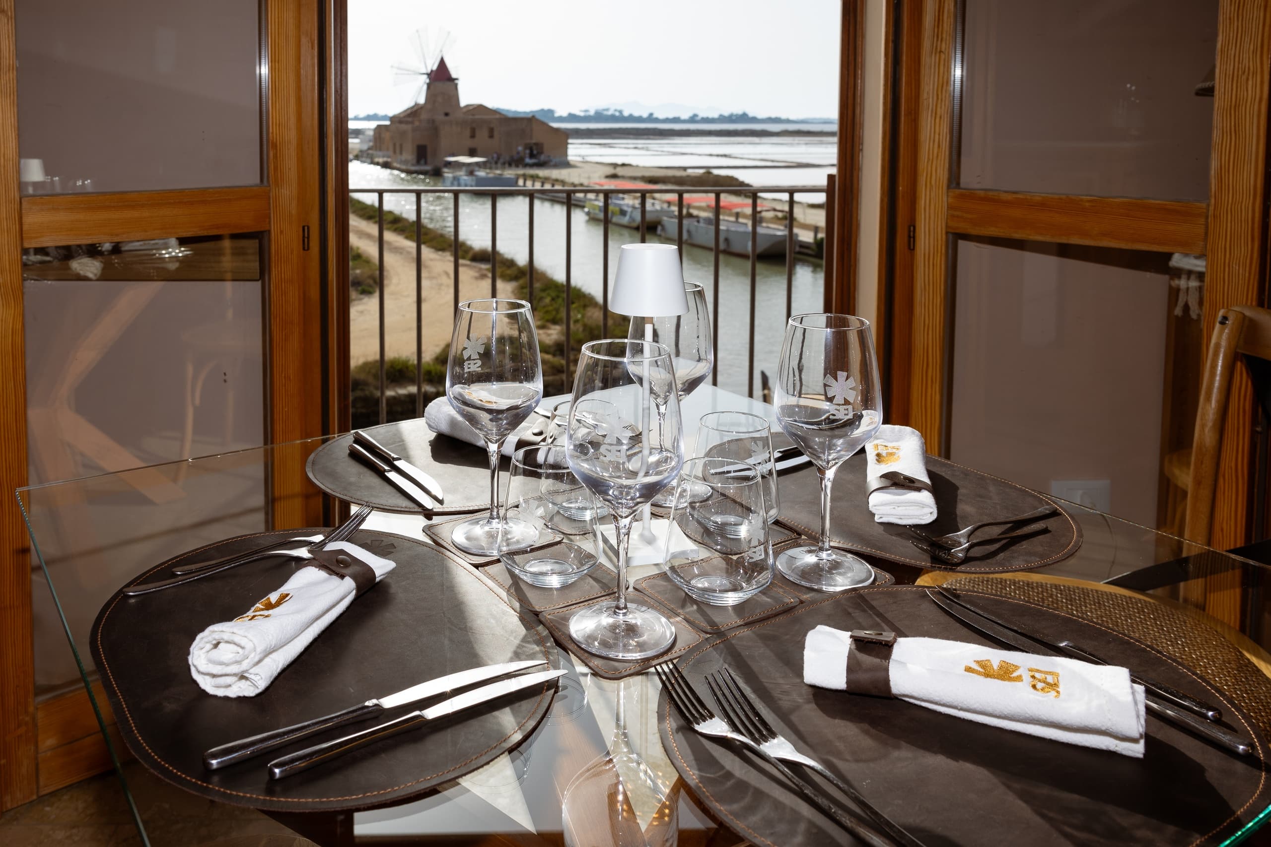 Gourmet Dining at MAMMA CAURA Salt Flats View
