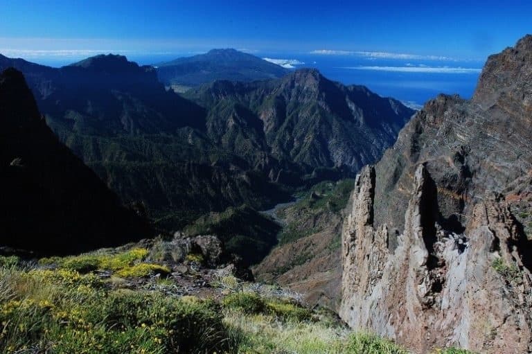 Explore Ruta de la Cumbrecita y los Volcanes: La Palma's Volcanic Wonders Tour