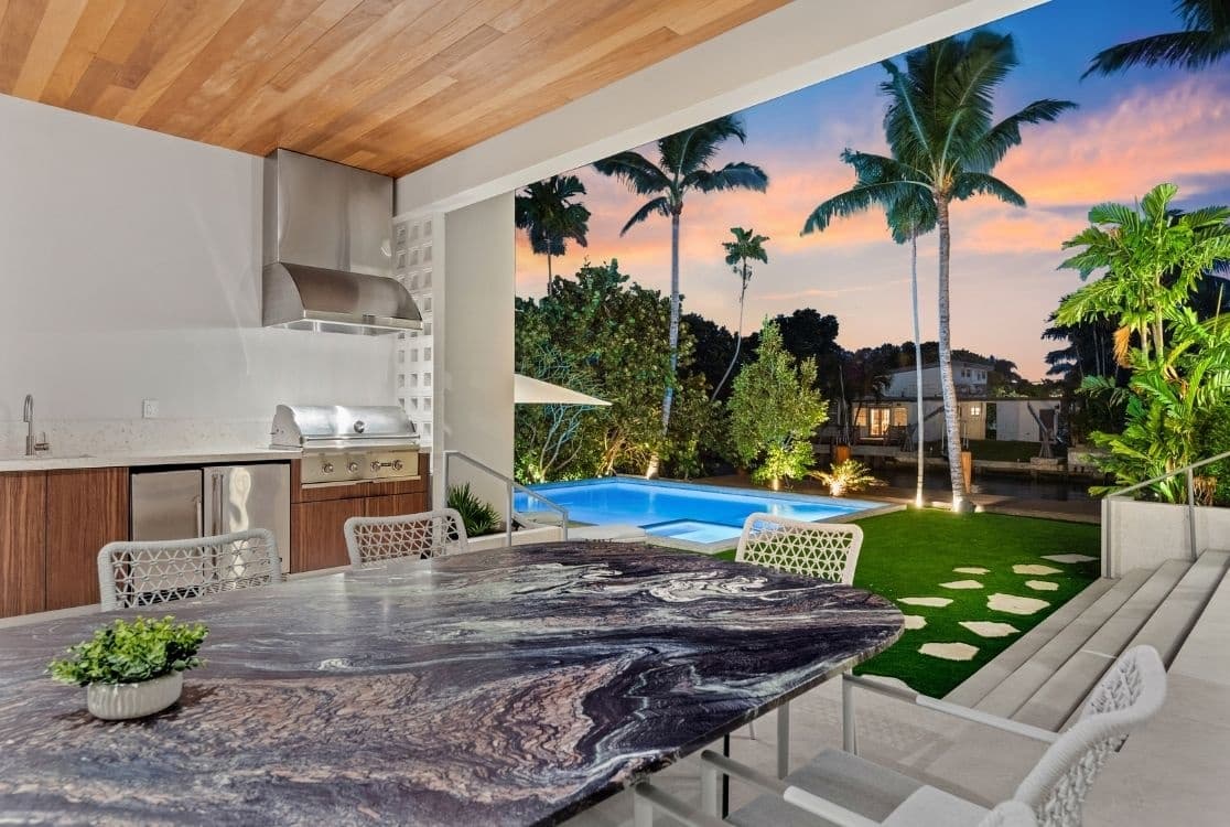 Villa Ipanema: Miami Mansion with Private Pool, Artful Design & Event Services photo 4