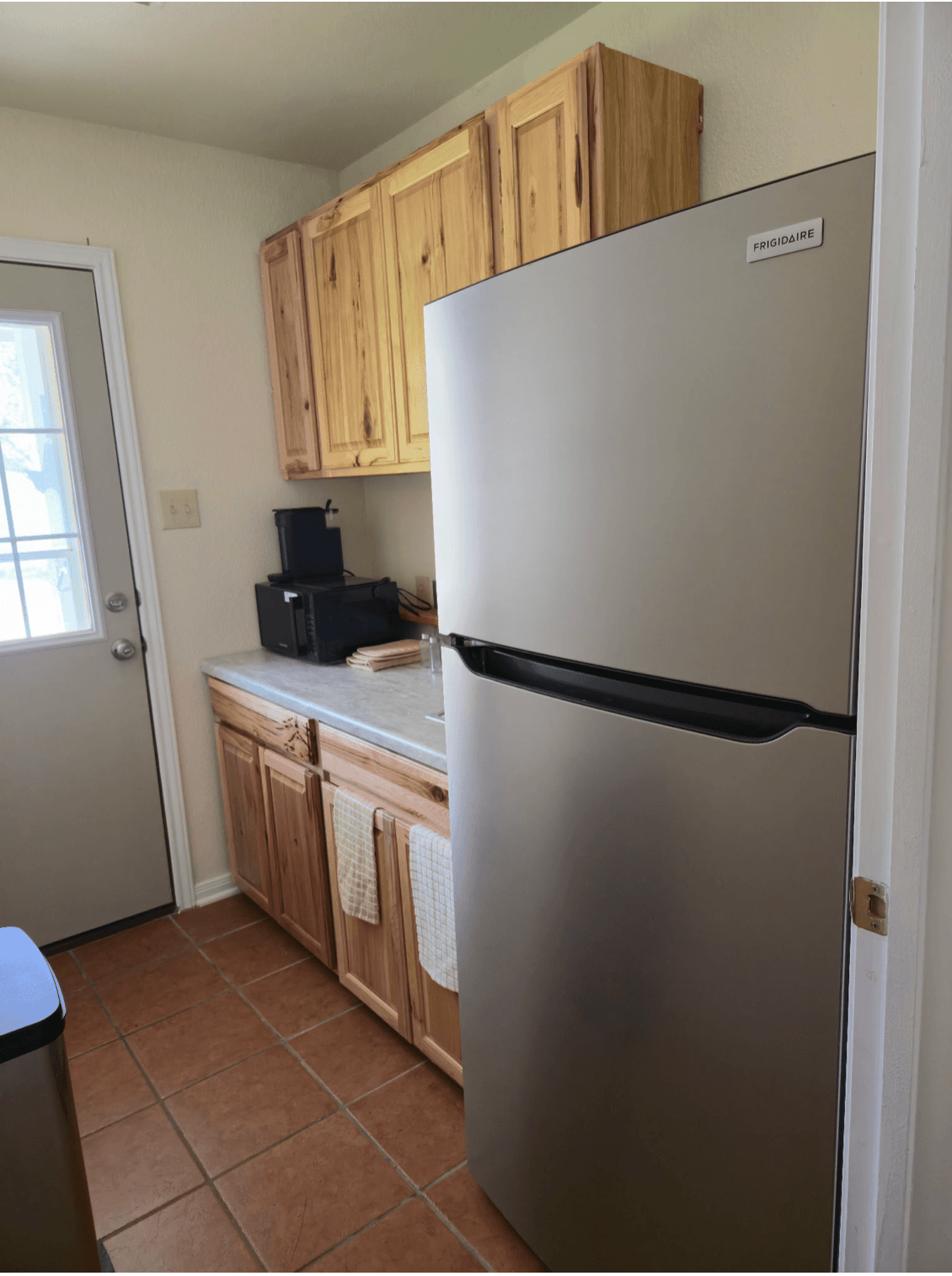Private Living Area in Mountain Home, TX — Quiet Retreat with Kitchenette photo 2