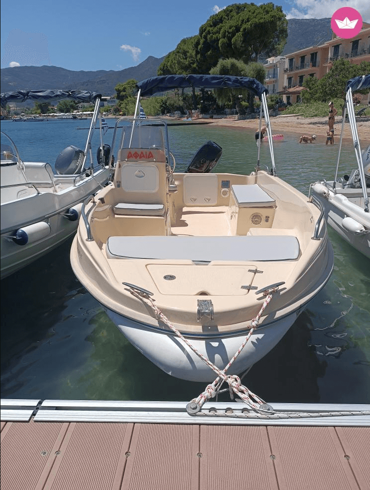 Boat Trips with ΙΟΝΙΟΝ MARINE in Perigiali Greece