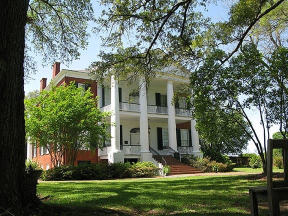 Explore Historic Rosalie Mansion: A Glimpse into Natchez's Colonial Past