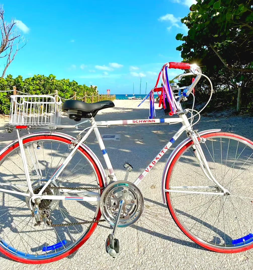 Vintage Schwinn Bike Rentals at Seaside Bicycle Rentals