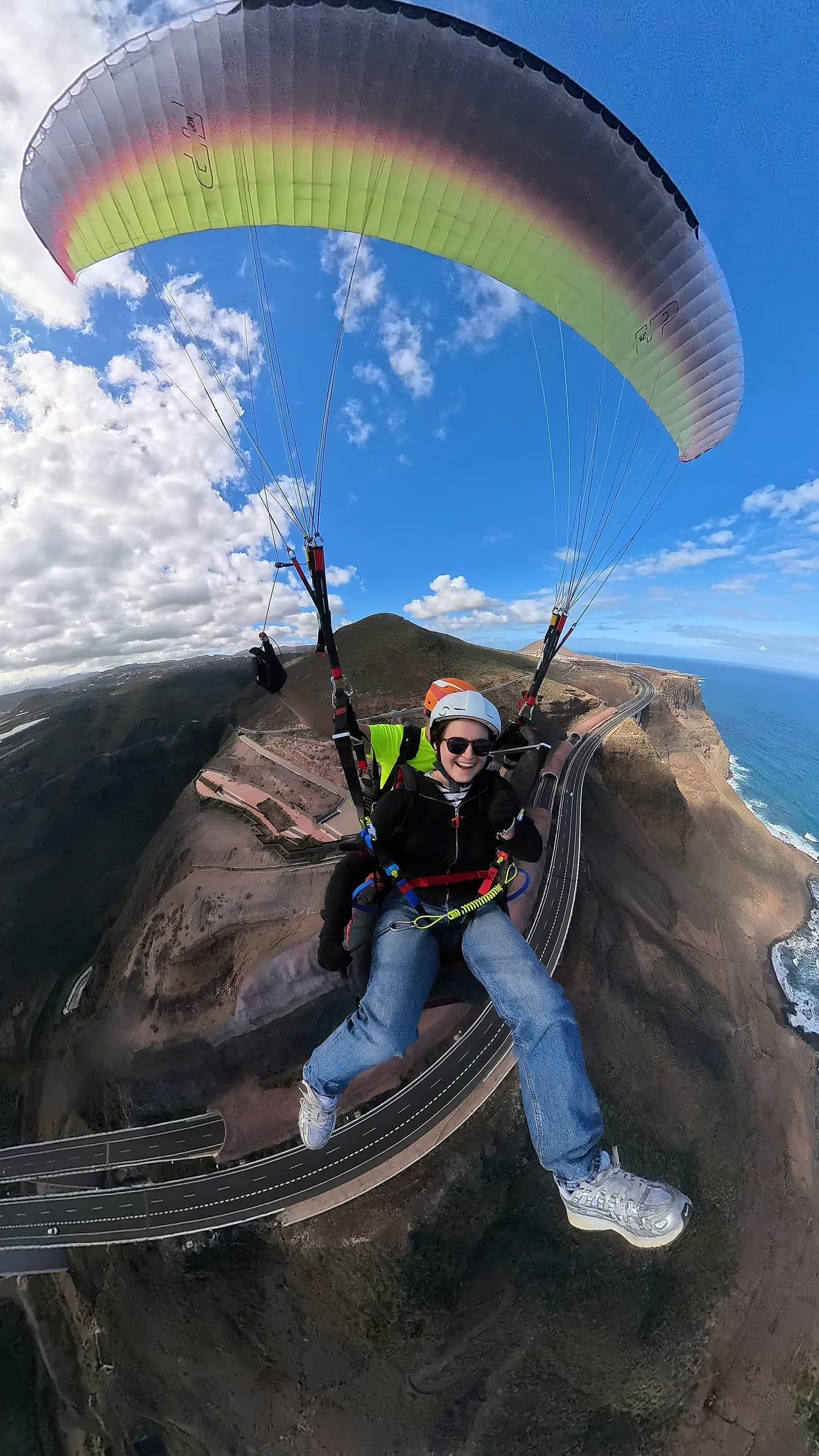 Soar Above Telde: 30-Minute Vuelo de Aventura Paragliding in Gran Canaria photo 1