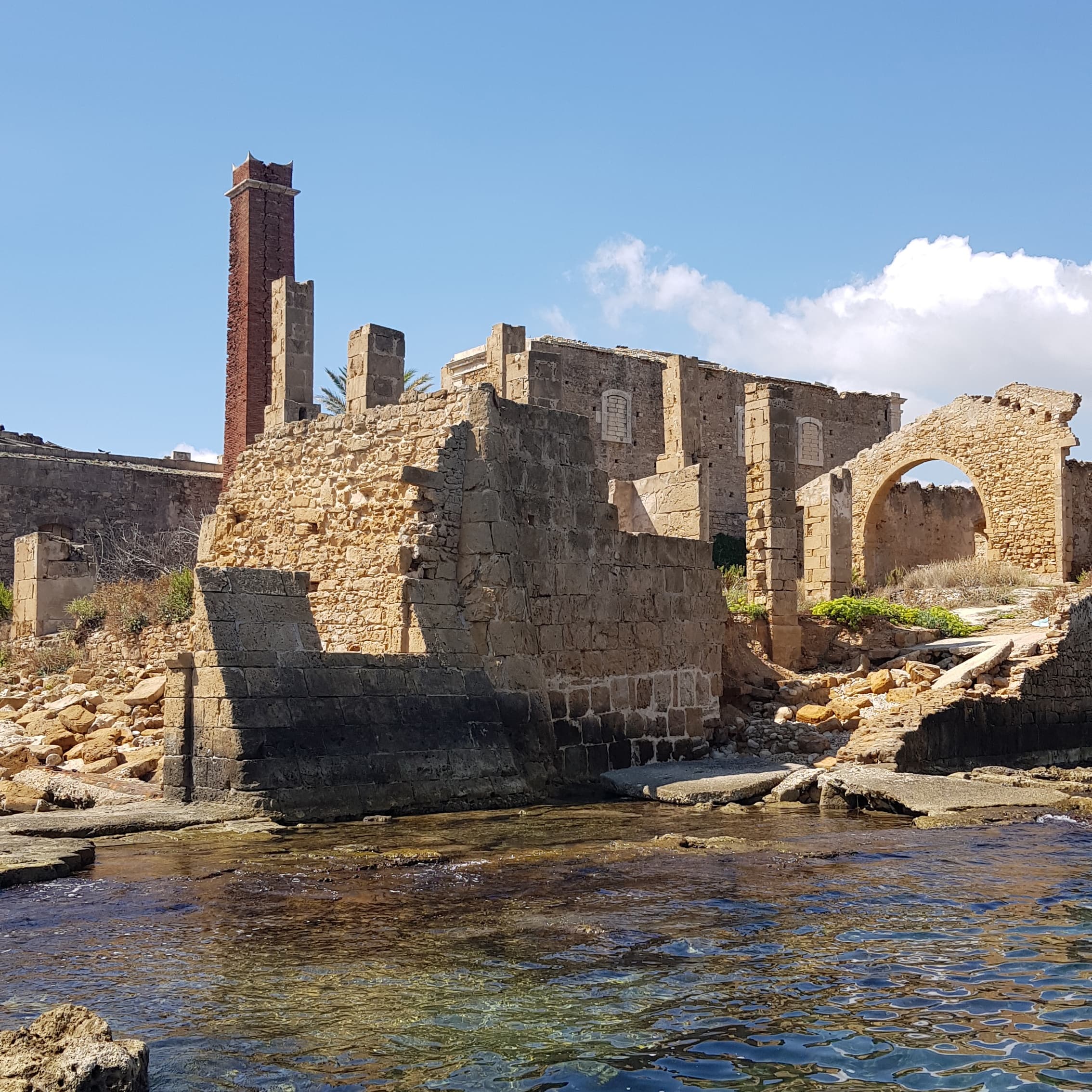 Sicily Boats: Skippered Sea Tours from Siracusa