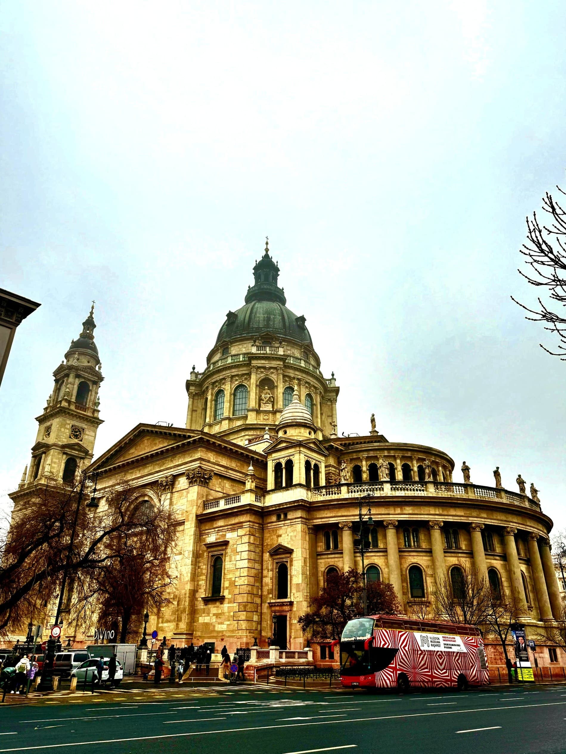 From Jewish Quarter to Danube: A Two-Hour Budapest Walking Tour photo 2