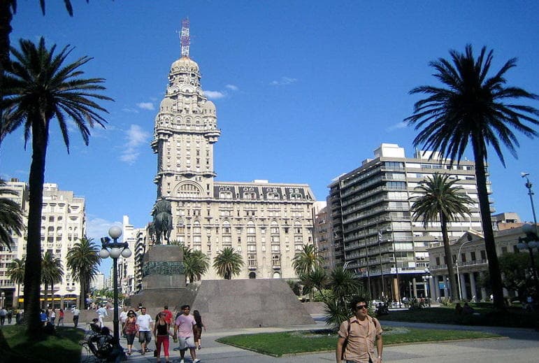 Land Adventure: Discover Montevideo with Buenos Aires Tours