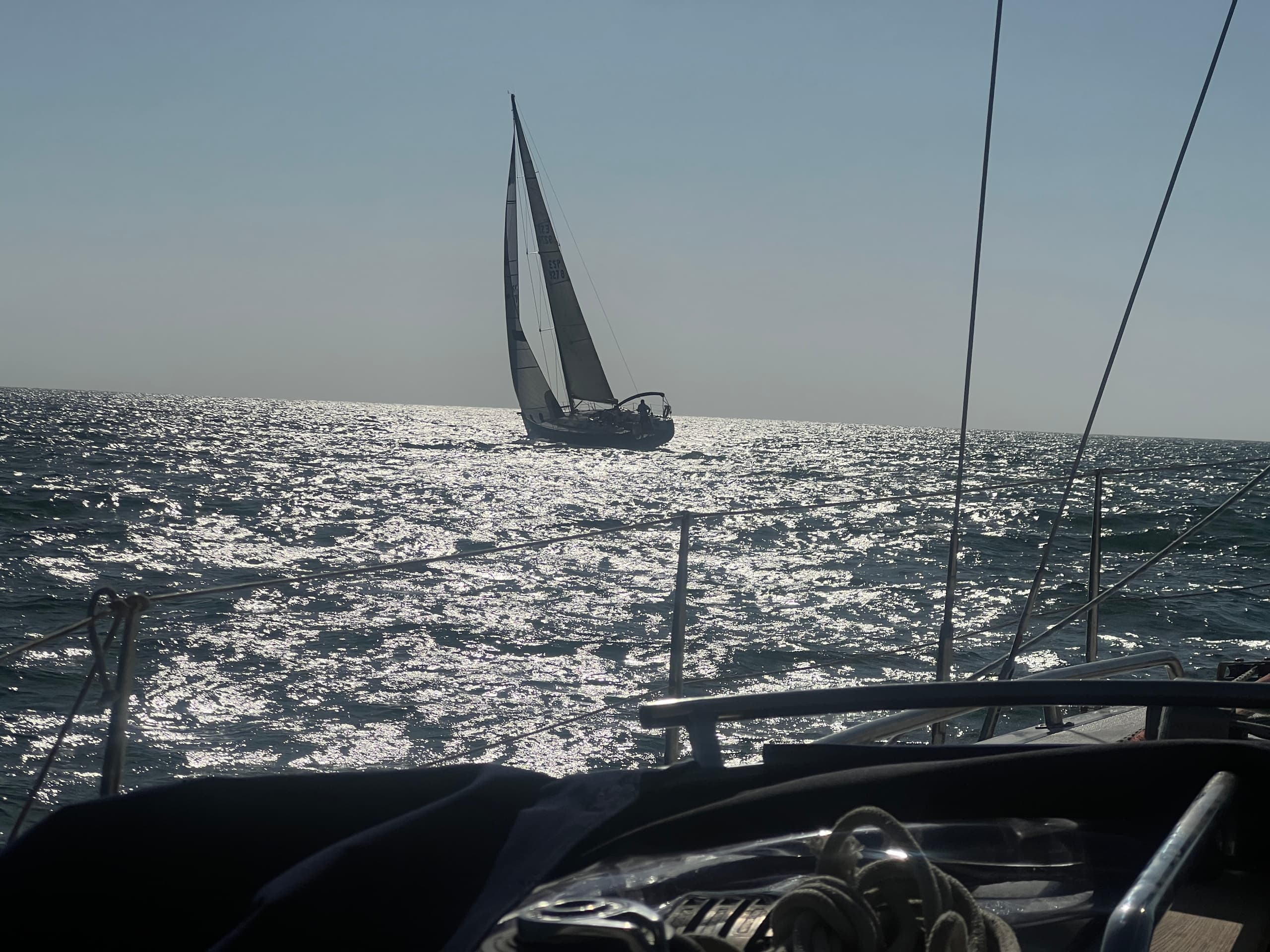 Wind and City: 6-Hour Private Sail Across Cádiz Bay photo 1