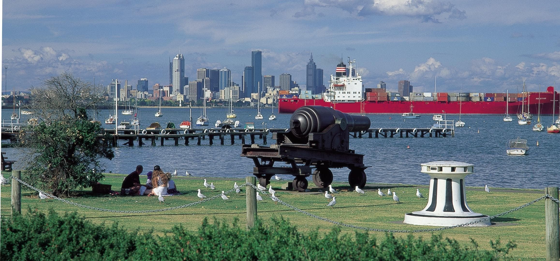 Scenic Williamstown to City Ferry by Melbourne River Cruises