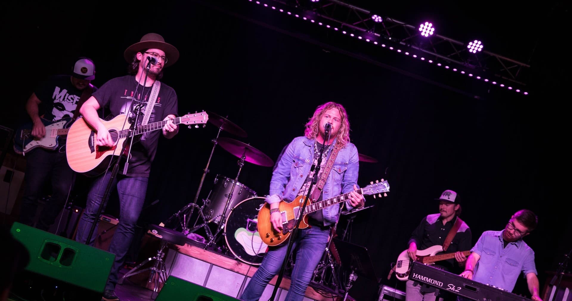 Music Night at Rowdy's Wild Rides in Nashville