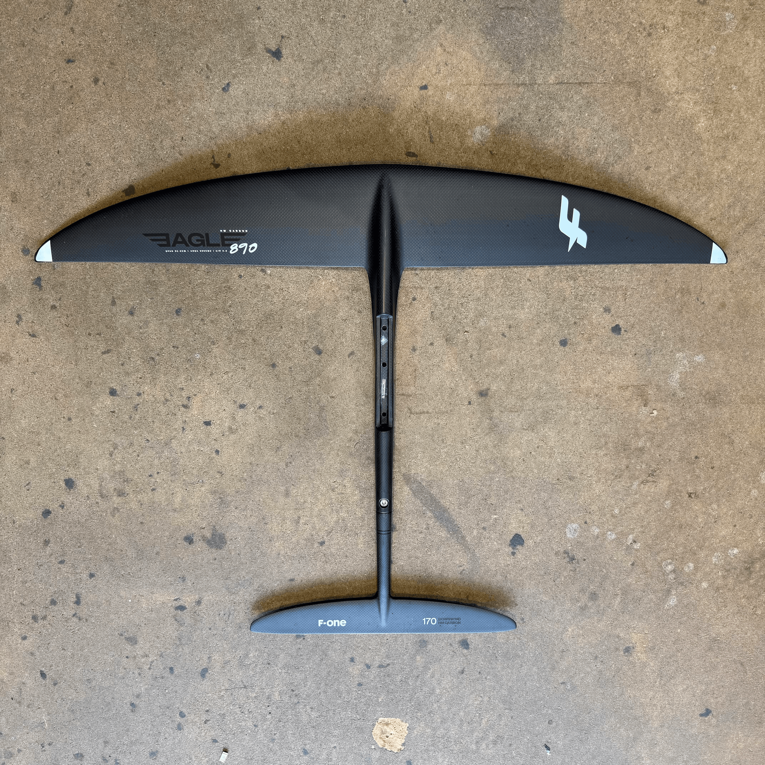 Try the F‑One Eagle 890: Urban Surf Foil Rentals in Seattle