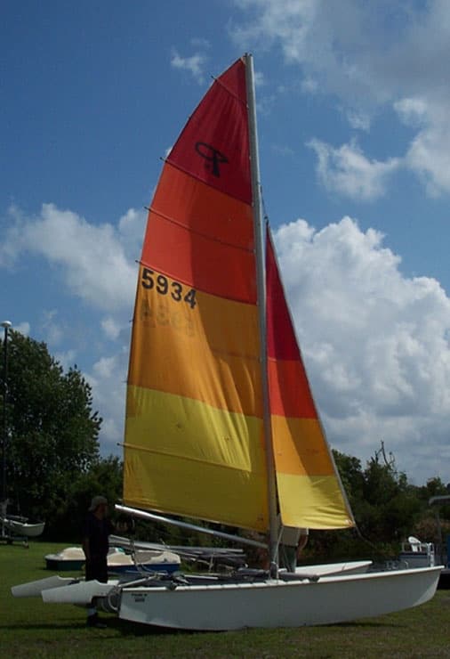 Sail Orlando’s Waters: Half-Day 16ft Catamaran Rental Adventure