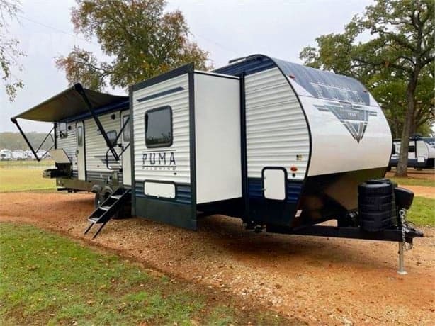 Palomino Puma 32 Camper Rental Adventure in Twin Lake, MI