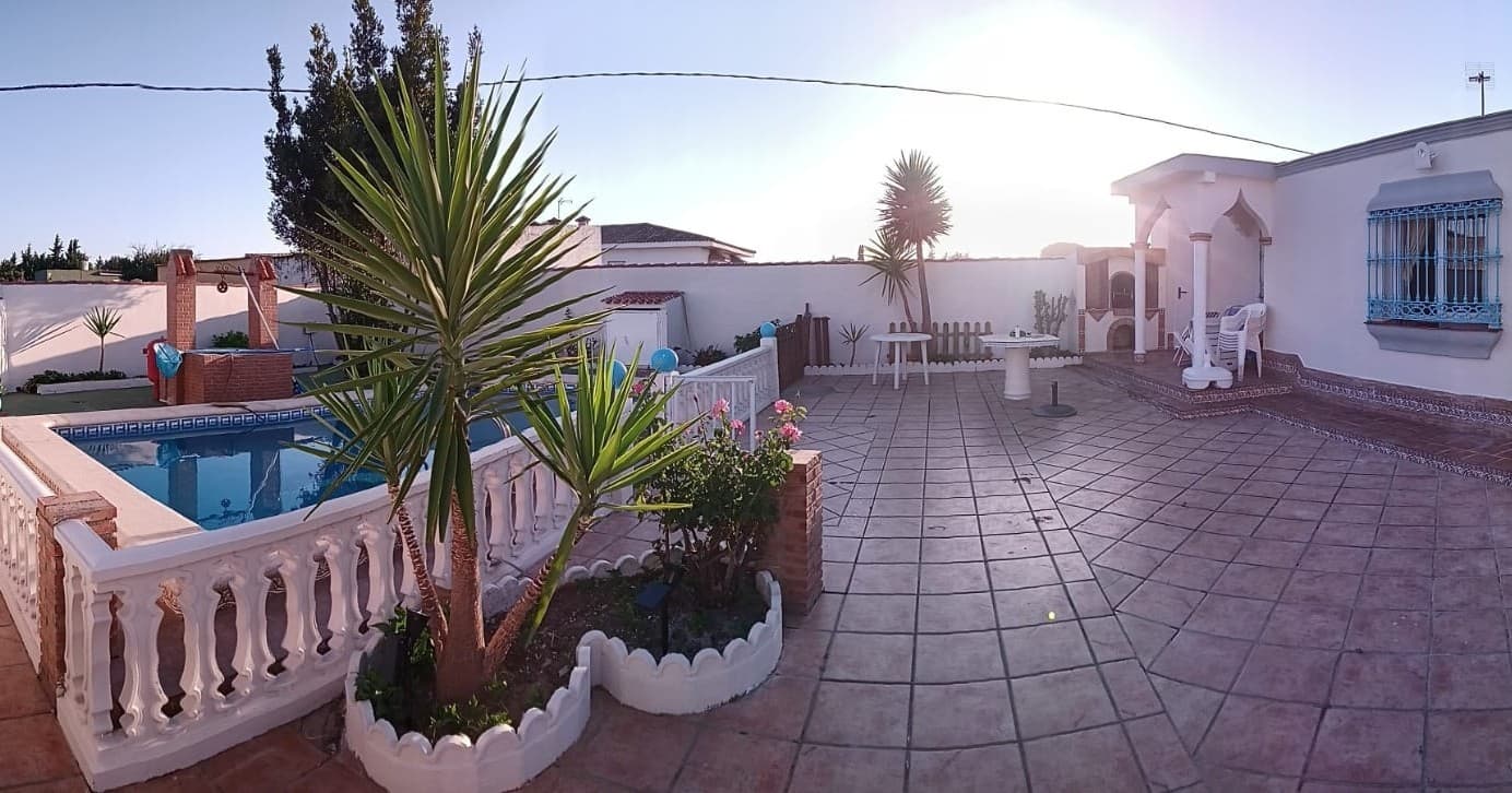 Kitesurf & Water Activities at EL VERANO AZUL in Chiclana