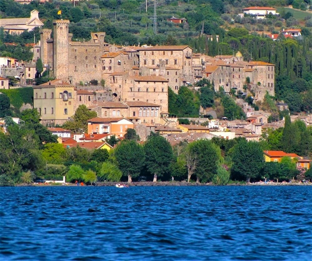 Lake Bolsena Villages Tour with Once in Rome