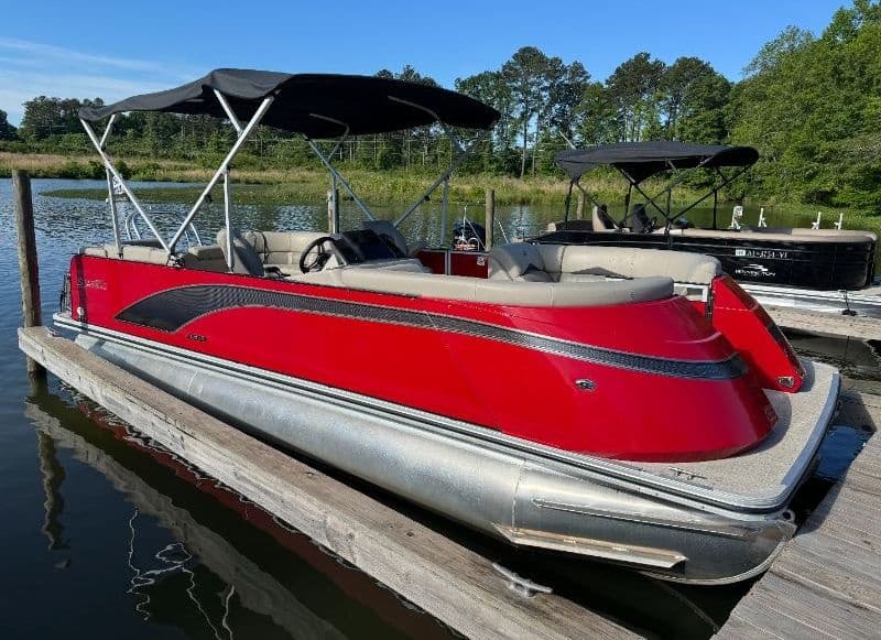 22' Red Tritoon on Logan Martin Lake — Rent a Stable Social Boat at Rodney's Lakeview Rental