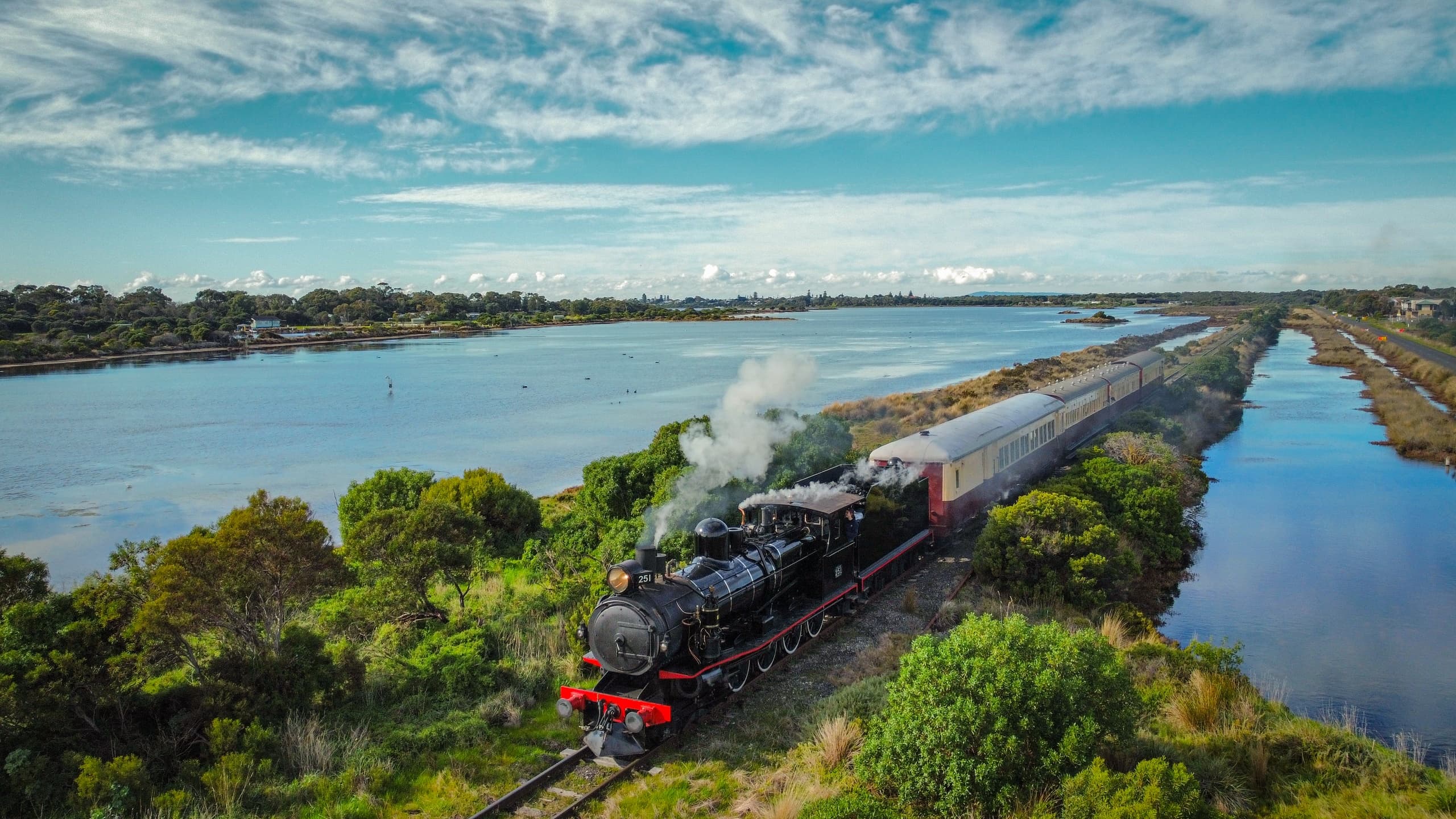 Seaside Explorer: Heritage Train from Drysdale to Queenscliff photo 2