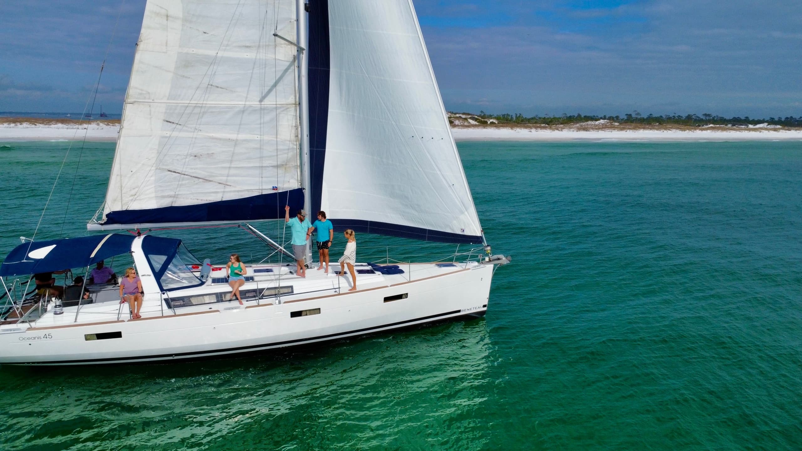 Panama City Beach Dolphin Sail: 90-Minute Daydreams Cruise to Shell Island photo 1